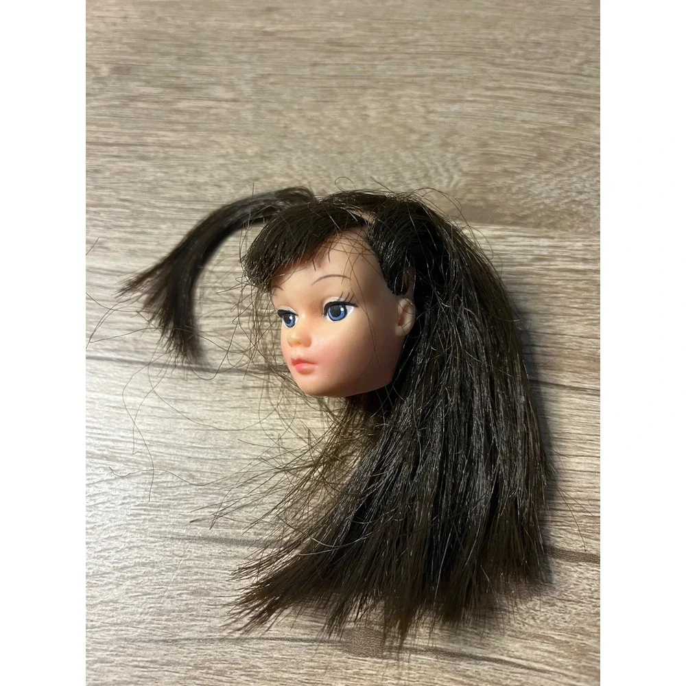Vintage‎ Uneeda Doll Head Brunette Blue Eyes Long Hair